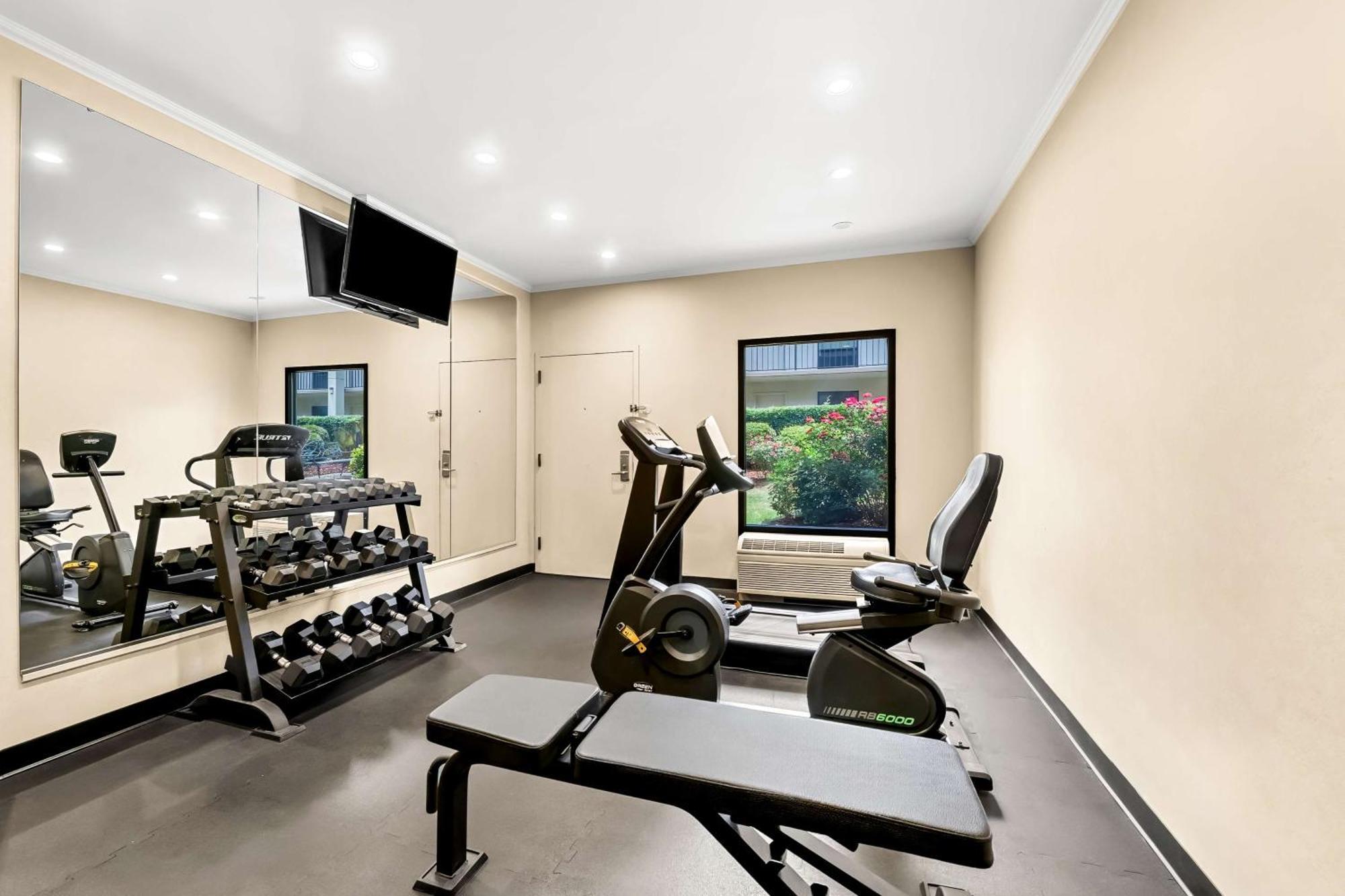 Surestay Plus Hotel By Best Western Southern Pines Pinehurst Buitenkant foto