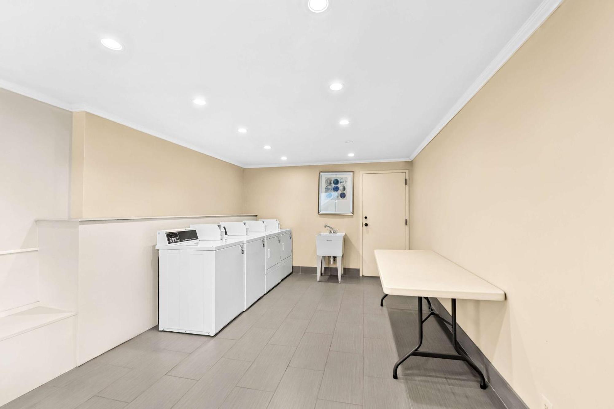 Surestay Plus Hotel By Best Western Southern Pines Pinehurst Buitenkant foto