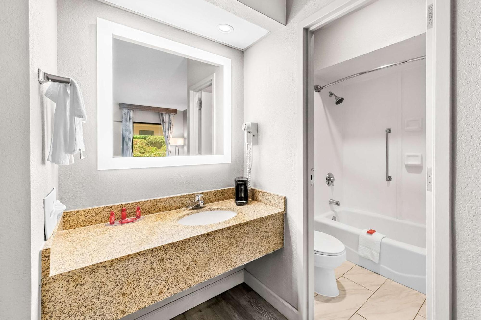 Surestay Plus Hotel By Best Western Southern Pines Pinehurst Buitenkant foto